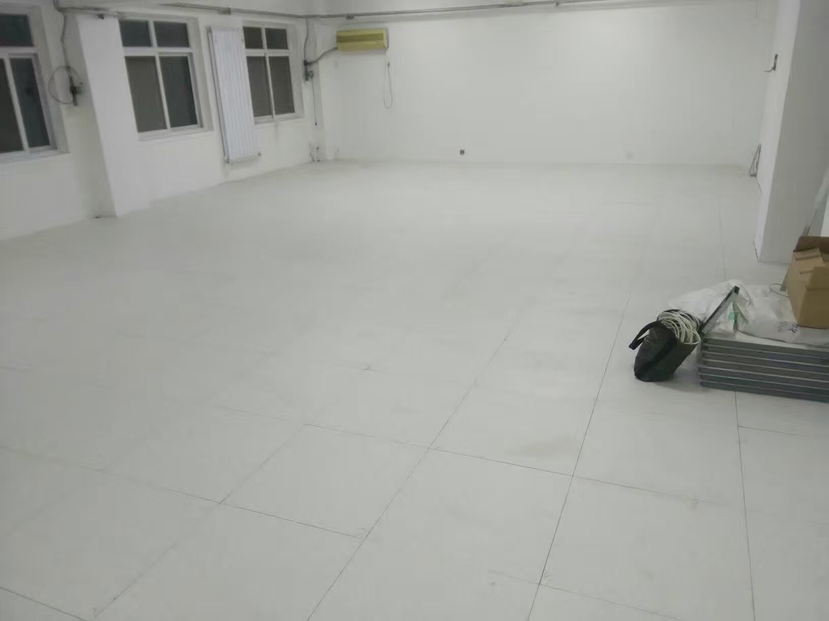 沈飛全鋼無邊防靜電地板工程案例 沈飛有邊防靜電地板 沈飛地板廠家